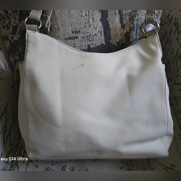 Alfred Dunner Vegan Leather Lg Shoulder Bag NWT w/ Twilly - Picture 5 of 17